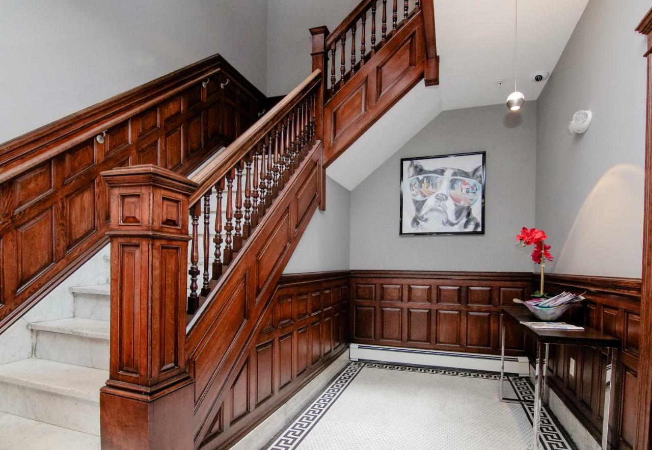 A Stylish Stay W/ A Queen Bed, Heated Floors.. #31 Brookline Exterior foto
