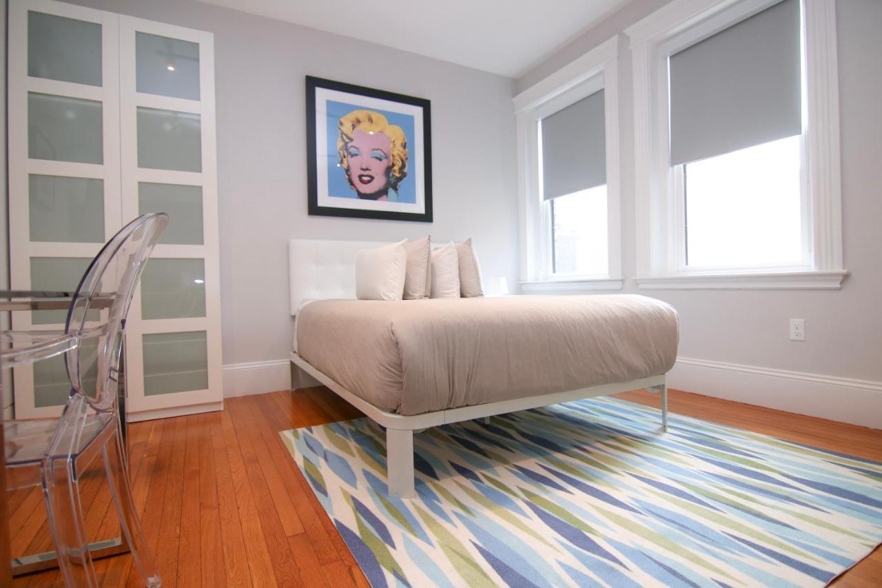 A Stylish Stay W/ A Queen Bed, Heated Floors.. #31 Brookline Exterior foto