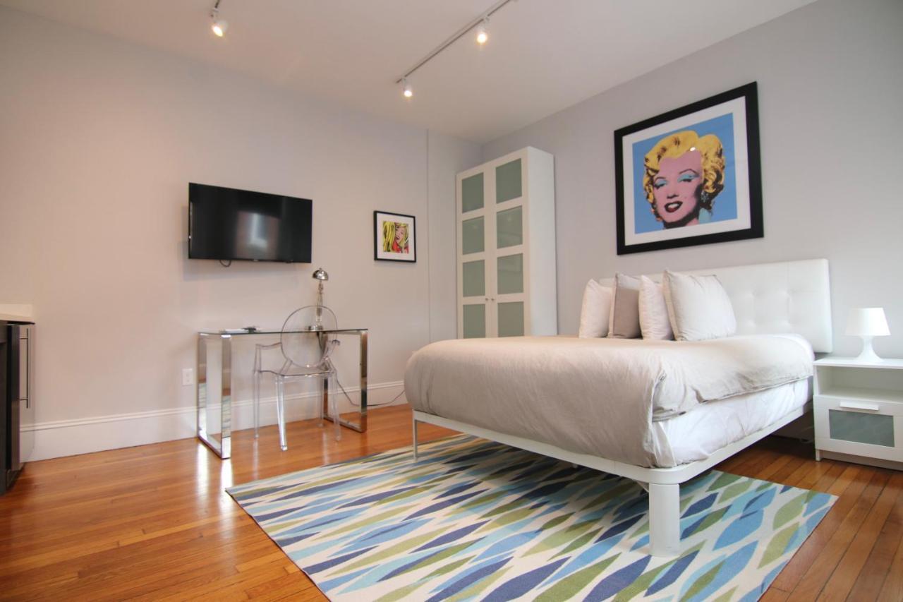 A Stylish Stay W/ A Queen Bed, Heated Floors.. #31 Brookline Exterior foto